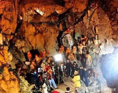 86版《西游记》剧照,那时条件虽然艰苦,但这部剧却成为了经典