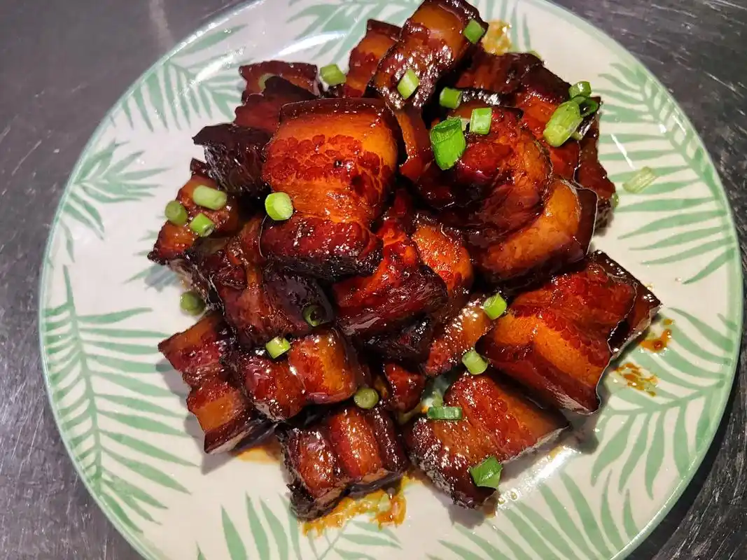 红烧肉#红烧肉 #简简单单又一餐 #图片 #简单家常菜 - 抖音