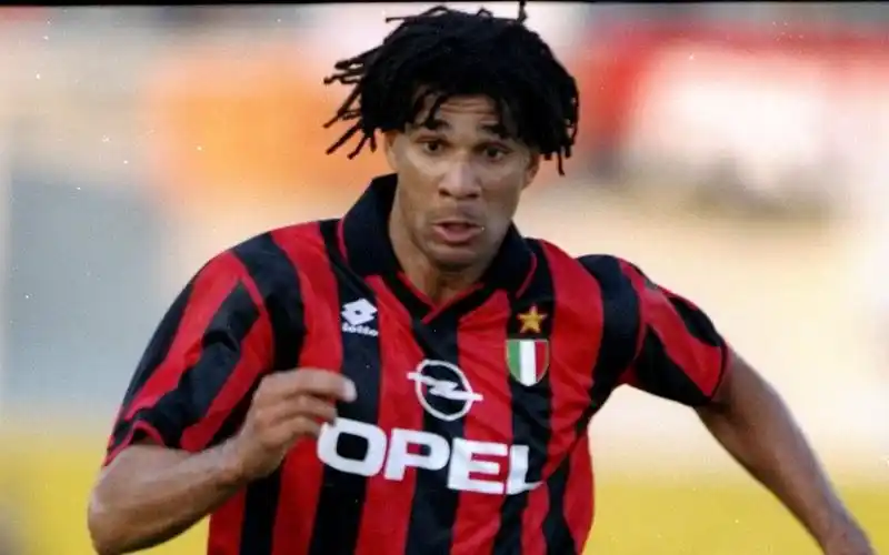 黑色的郁金香 荷兰三剑客之 古利特 不可一世的米兰王朝的创造者!