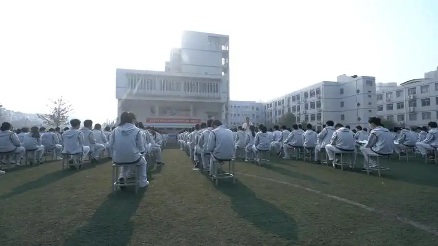 原创南京市竹山中学直击2022中考誓师现场这所学校让你热血沸腾