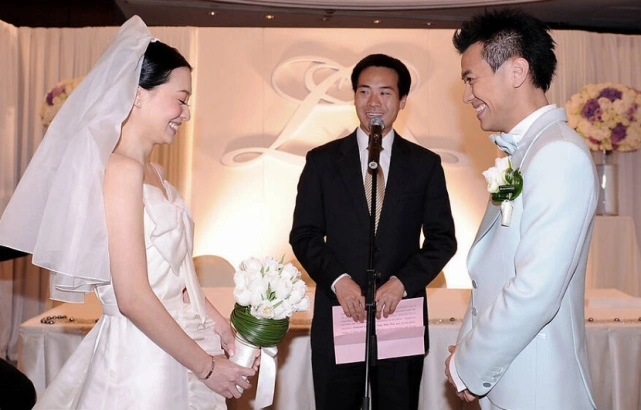 在最难的时候,梁汉文的母亲生病,林文慧一直陪伴左右,不但出钱出力,还