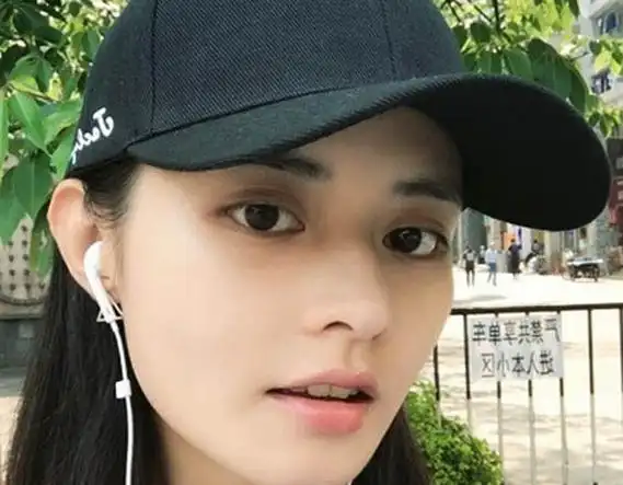 天使之路杨斯莹资料哪里人 拥有几分混血脸庞和独特气质