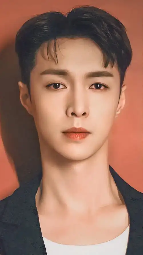 虽然张艺兴不靠脸吃饭但在天朝四子中颜值算什么水平