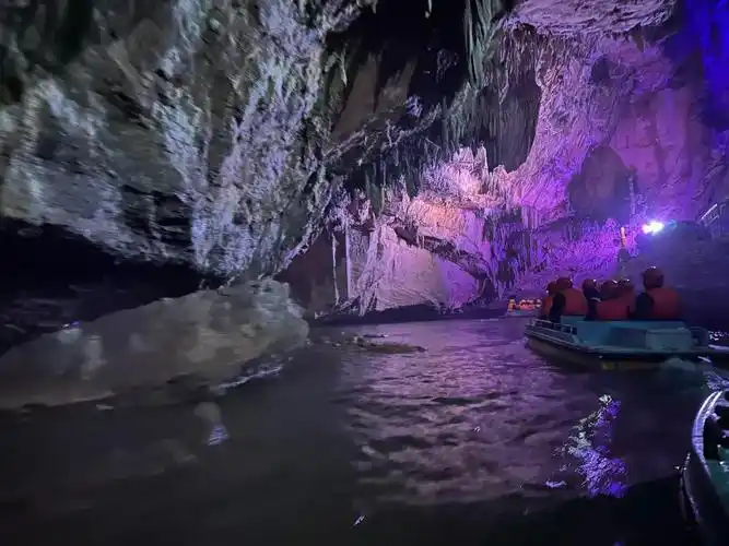 宝藏景区,荔浦丰鱼岩!