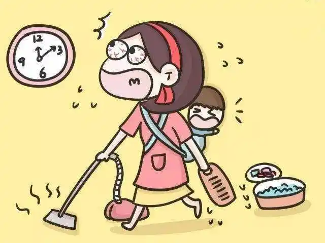 老家帮忙煮饭,这阵子她老家的房子在装修,每天都有好几个师傅过来干活