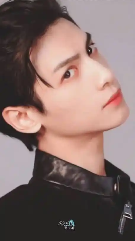 罗云熙江心白##罗云熙颜心记