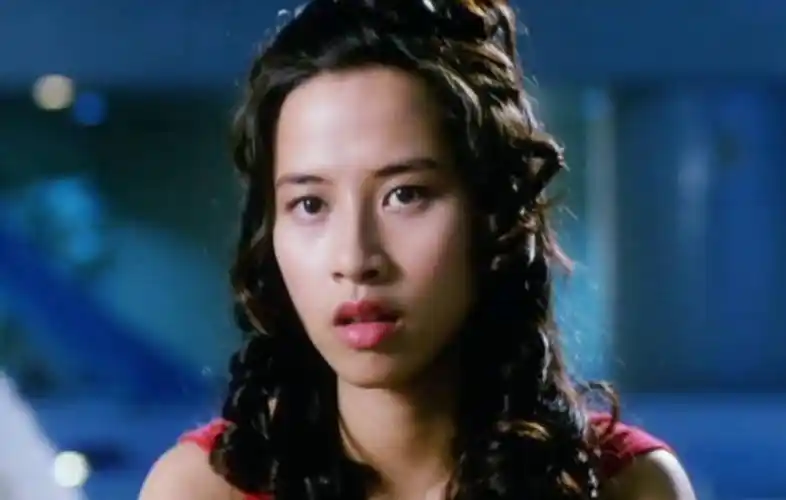 三级片女星未成年被骗拍裸照,结婚14年后,被儿子揭露黑历史_麦家琪