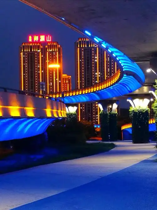 其它 锦绣之州 绚丽夜景 写美篇  锦州这座城市靠近渤海湾,海边有世博