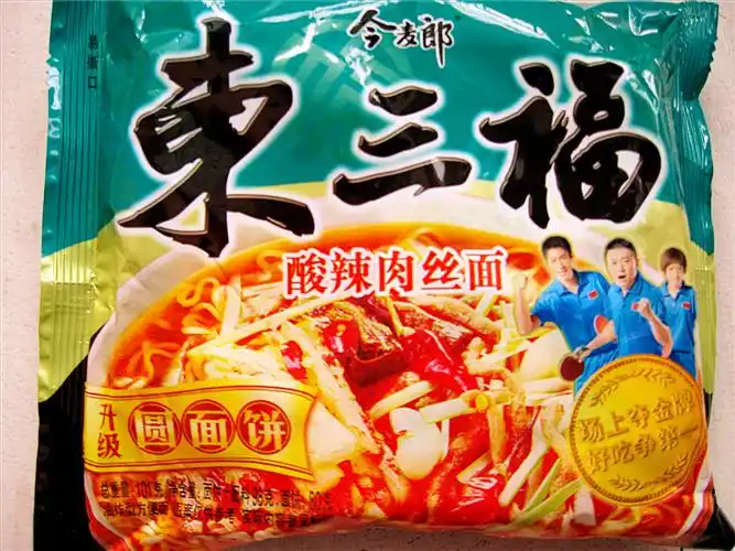 东三福(酸辣肉丝面)方便面的营养价值,东三福(酸辣肉