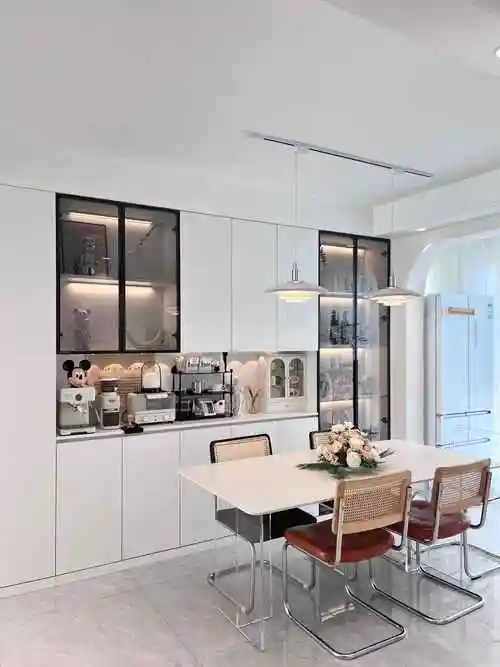 被邻居夸了800遍的极简风餐厅!