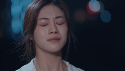 海来阿木《点歌的人》热度还没过,新歌又刷屏,听他的歌太费烟了