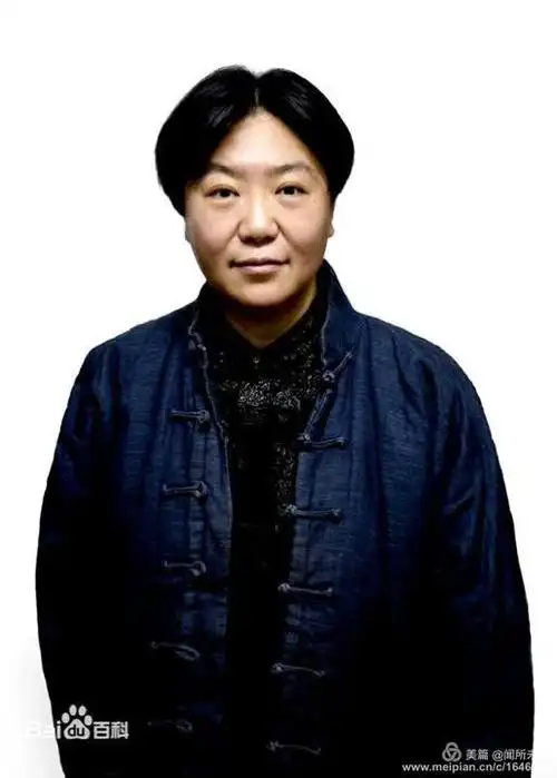 田沁鑫"对话"弘一法师