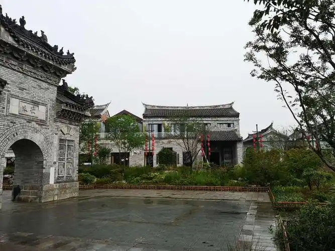 烟雨蒙蒙看《汉人老家》