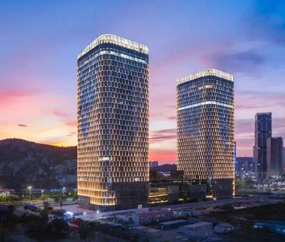 珠海icc横琴国际商务中心双塔之光通透明亮