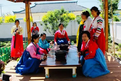 朝鲜族民俗村一一平安村