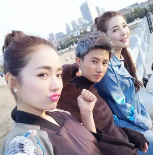 演员李明珠,梁振伦,付曼