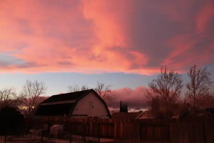 小小壁纸君 - 图虫