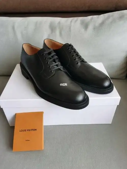 全新lv皮鞋,经典voltaire男士皮鞋