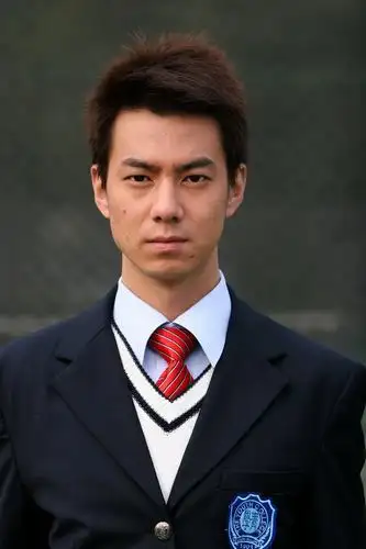 图文:《网球王子》定装照--张殿菲饰演陈海棠