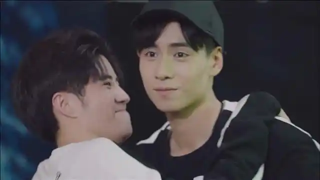 《亲爱的热爱的》第30集05:kk俱乐部赢下比赛,佟年高兴疯了