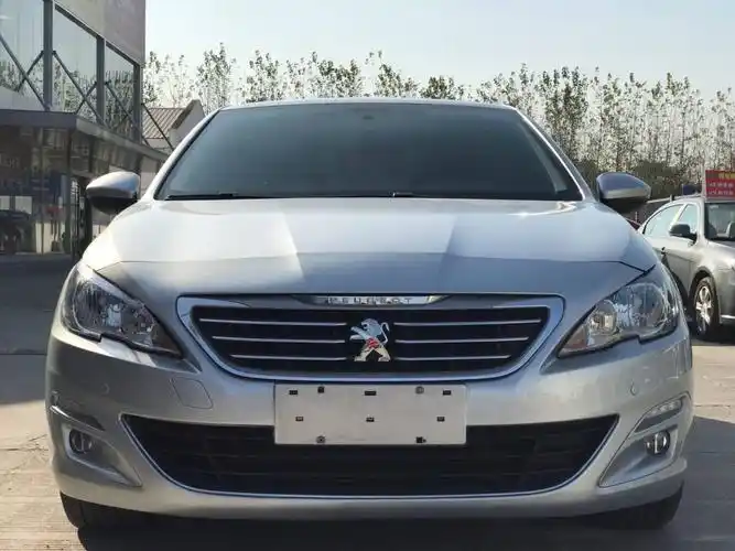 【上海】2015年6月 标致408 1.2t 豪华版 手自一体