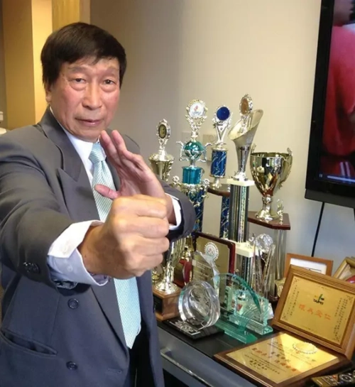 博胜功夫创始人区初先生亲自迎接赵大师