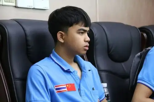 我校迎来首批21名泰国留学生