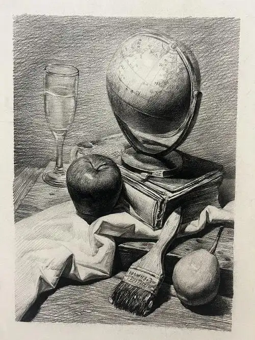 六年前画的素描静物现在看画的好概念