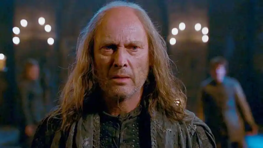 《权力的游戏》攸伦·葛雷乔伊,他是海上的霸主,一个后期崛起的英雄