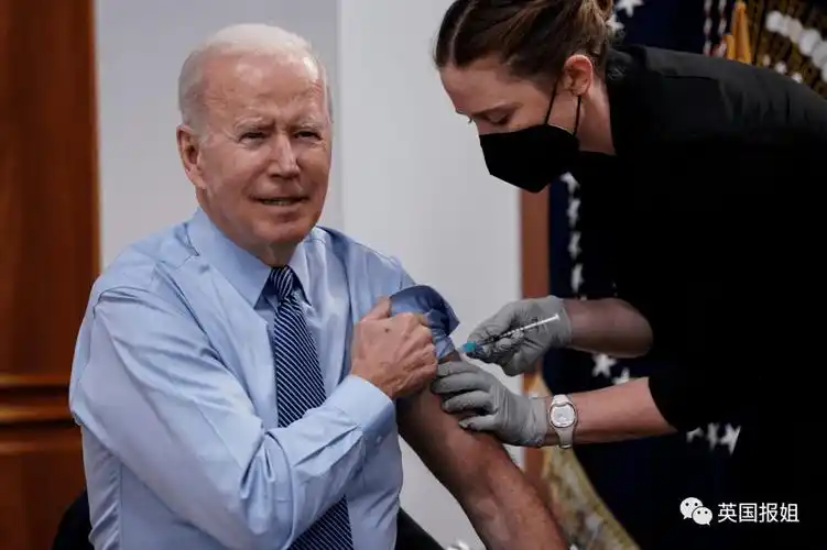 拜登又又又又又摔倒了!