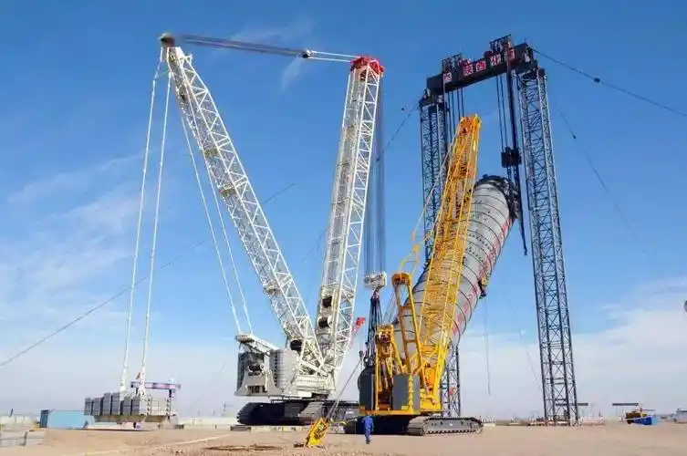 陕西化建800吨履带吊交车即首吊!