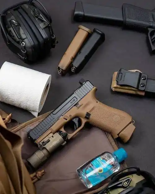 【格洛克美图】有这么一款手枪 简直可以说是百变无敌小金刚_战术