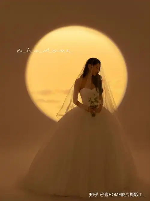 日落灯朦胧光影婚纱照93氛围感yyds