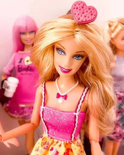 芭比时尚达人甜甜