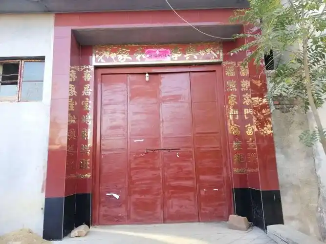 农村民宅大门集锦 大门是一家人的脸面,既要进出方便,又要美观大方.