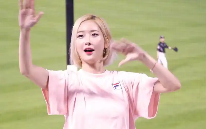 韩国拉拉队女神徐贤淑(2)