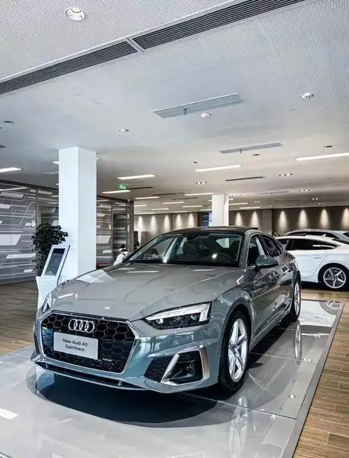 量子灰a5低配现车到店啦