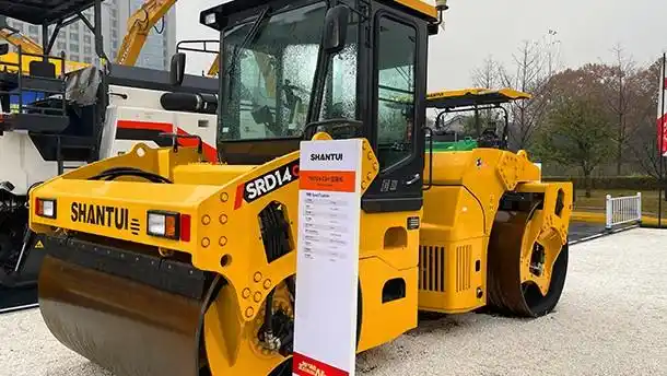 山推srd14-c5h双钢轮压路机