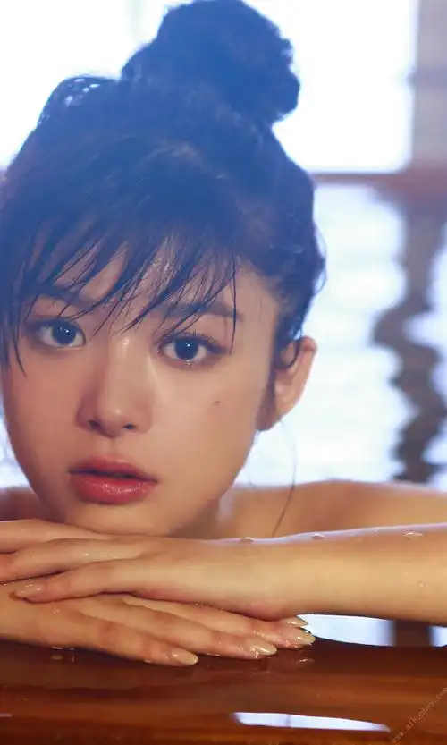 马场富美加 写真集「極限」from《週プレ photo book》