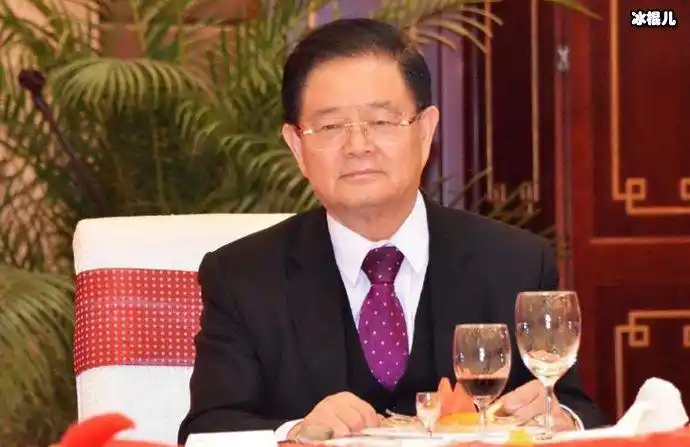 王晓玉有什么样的感情史网友表示分分合合必是分