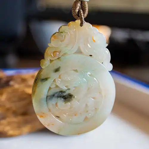 天然翡翠挂件吊坠放古龙牌色花冰种xxg3376颈饰