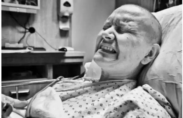 无休止的疼痛让癌症病人深陷绝境中医如何消瘤止痛应对癌痛