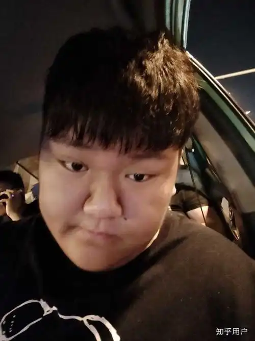 身为一个长得丑的胖子是一种什么体验.