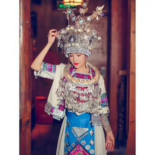 新款苗族服装土家族少数民族服饰长裙舞台演出服旅拍民族服装