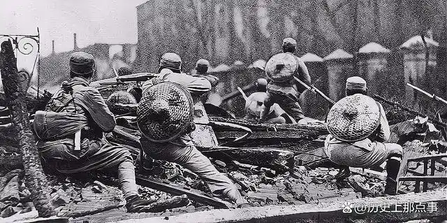 1942年日军偷袭新四军,危急下,吴剑凭一己之力彻底粉碎日军诡计