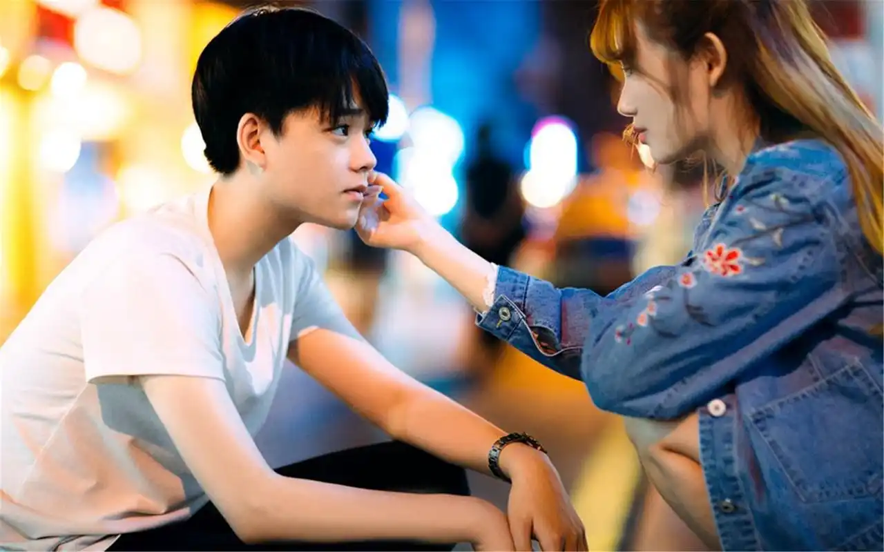 小情侣唯美清新写真高清电脑壁纸图片下载