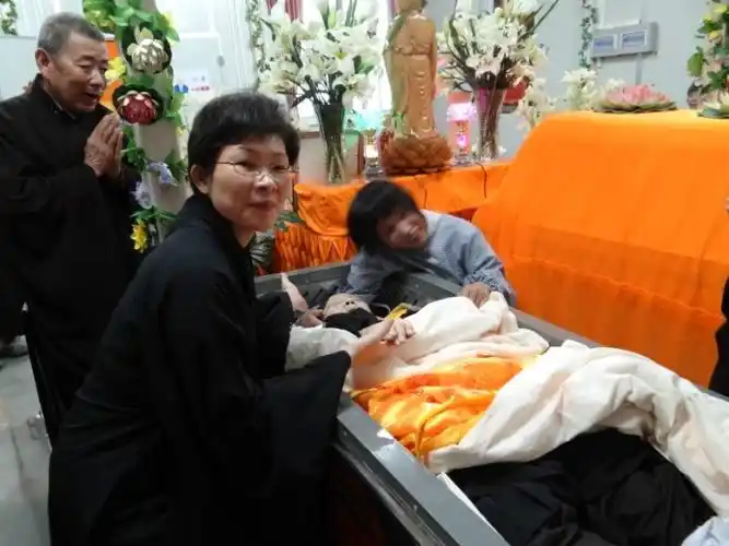 送103岁老居士往生记