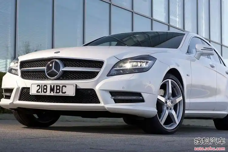 奔驰是哪个国家的品牌(劳斯莱斯是哪个国家的品牌)