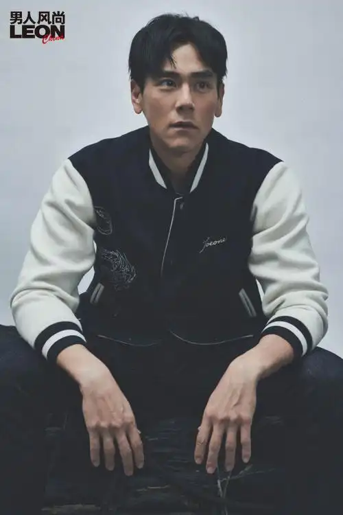男人风尚leon#【一月刊封面人物 |@彭于晏】中国有句话叫"四十不惑"