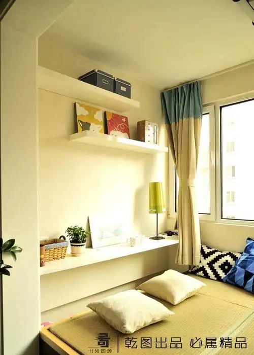 飘窗榻榻米床